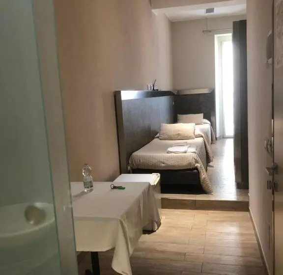 اتاق استاندارد یک نفره, Residenza Solferino