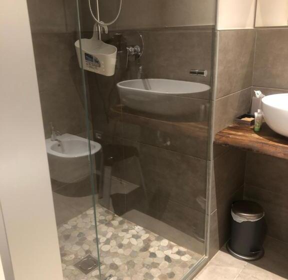 اتاق استاندارد یک نفره, Residenza Solferino