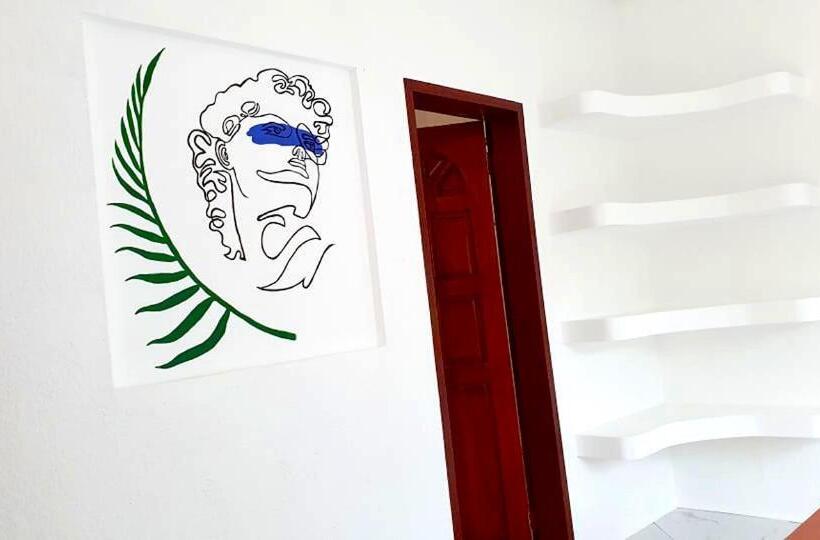 اتاق استاندارد با تخت بزرگ, Pawikan Boutique