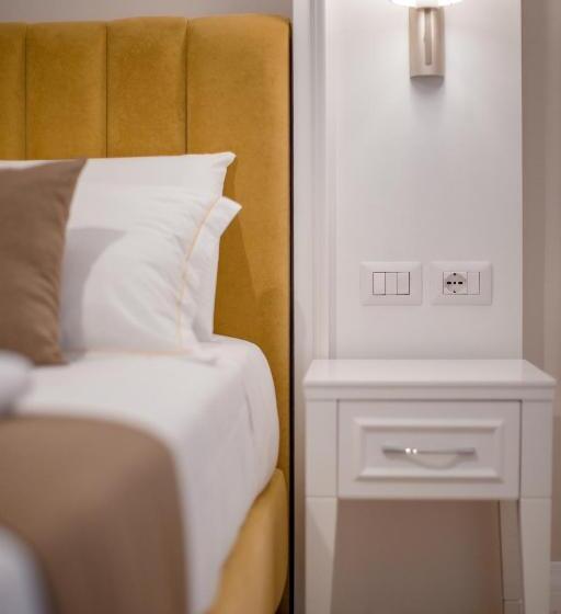 标准单人间, Art Hotel Tirana