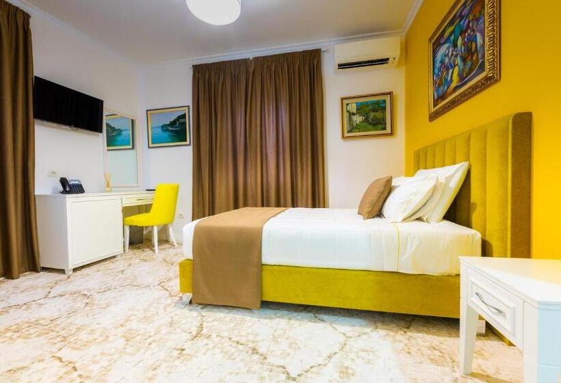 标准间, Art Hotel Tirana