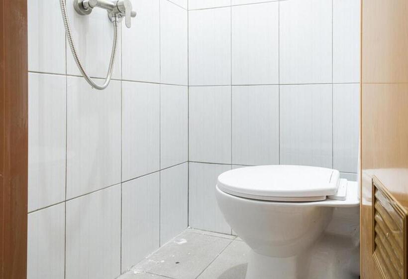 스탠다드 룸, Reddoorz Plus @ Otista Raya Ciputat