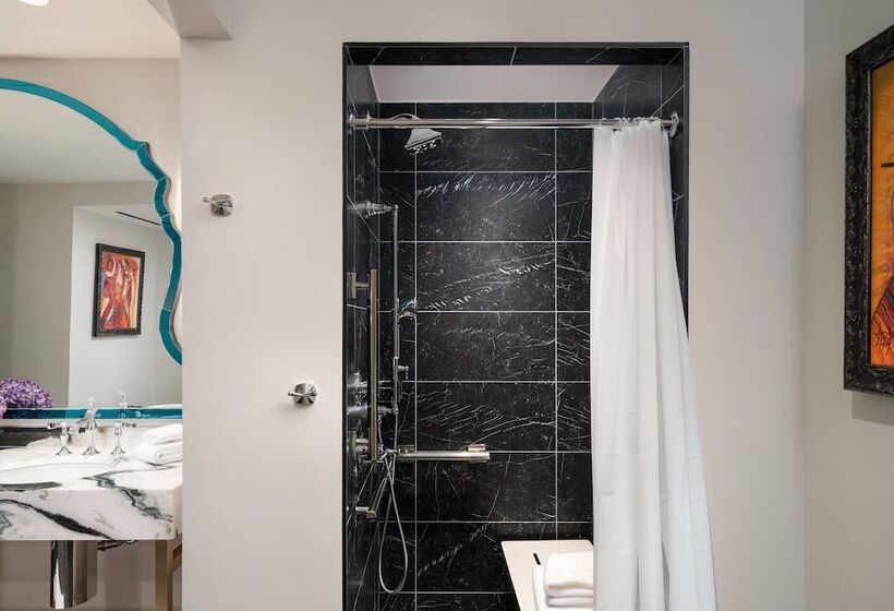 스탠다드 스튜디오 더블 침대, Grand Bohemian Charlotte, Autograph Collection