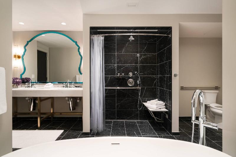 스위트 킹사이즈 침대, Grand Bohemian Charlotte, Autograph Collection