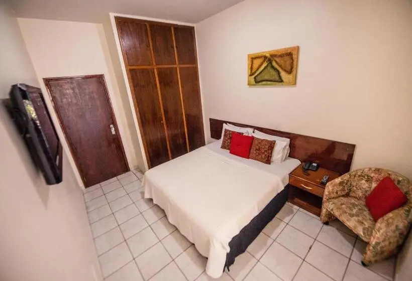 Superior-huone, Havana Economy