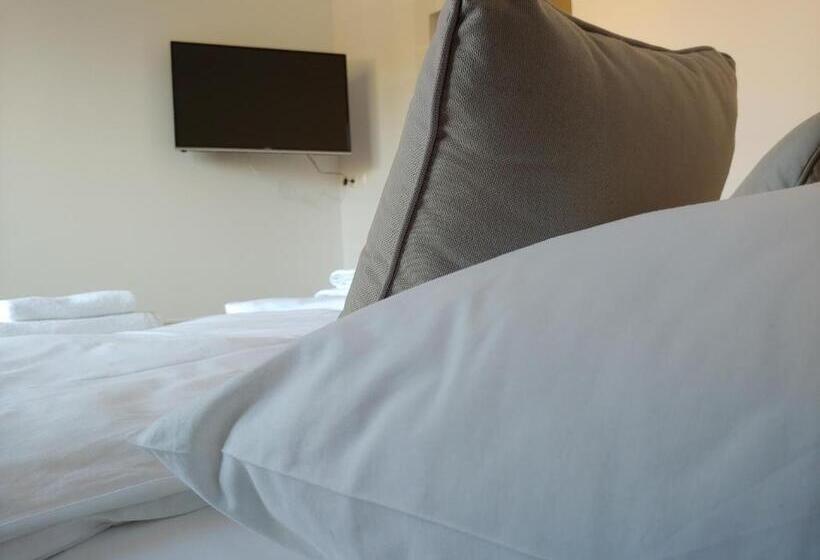 Fyrbädds Standardrum, Promenade