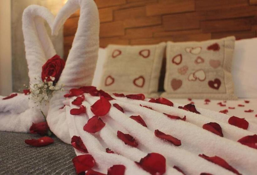 سوئیت با تخت بزرگ, Little Gem Hotel Tulum La Veleta