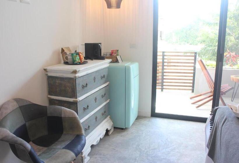 سوئیت با تخت بزرگ, Little Gem Hotel Tulum La Veleta