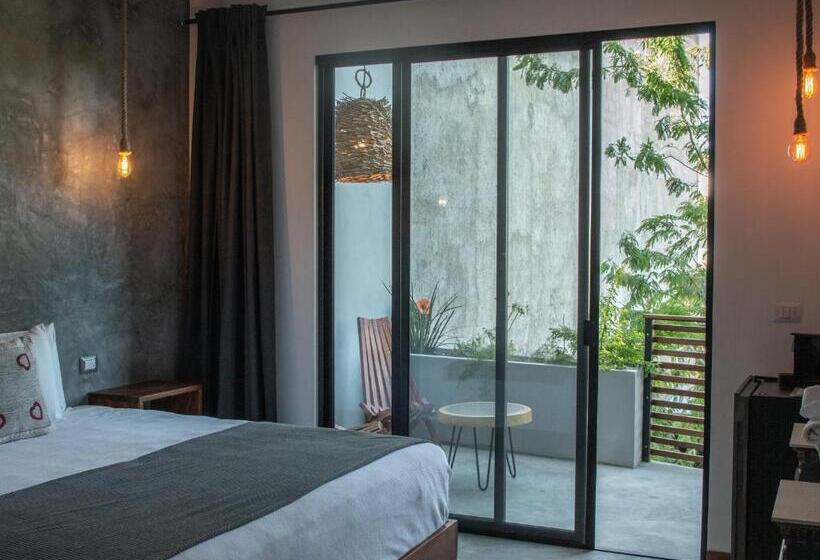 سوئیت با تخت بزرگ, Little Gem Hotel Tulum La Veleta