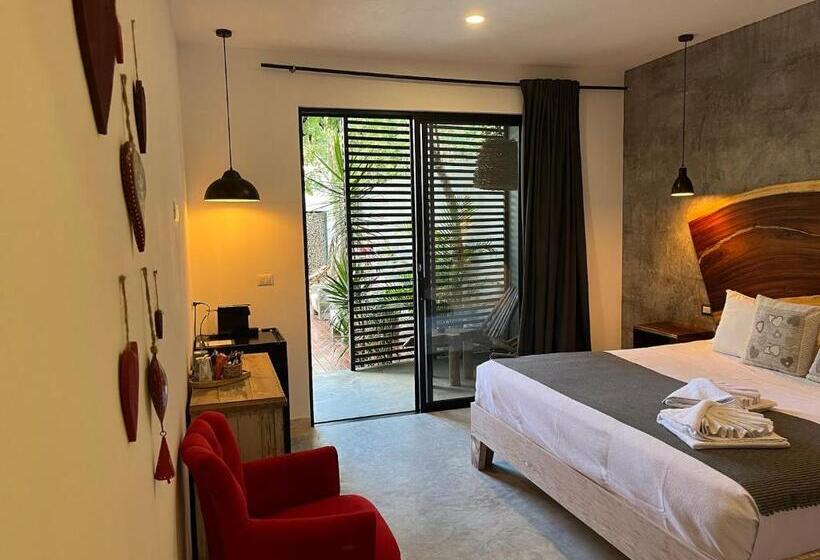 سوئیت با تخت بزرگ, Little Gem Hotel Tulum La Veleta