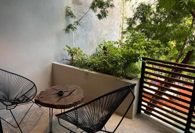 اتاق خانوادگی, Little Gem Hotel Tulum La Veleta