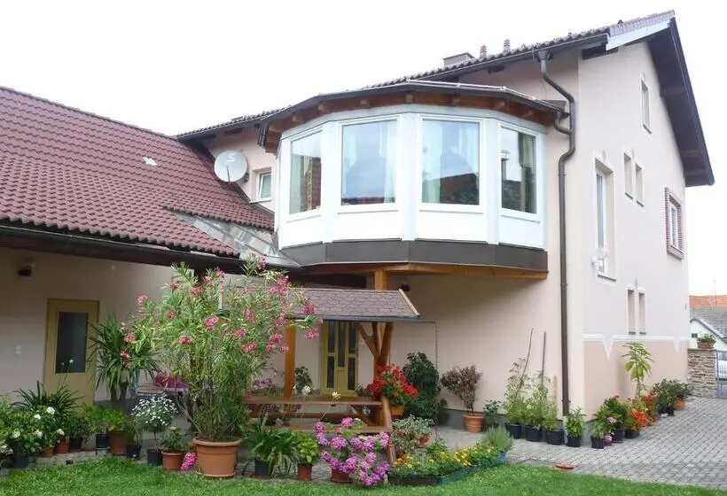 １ベッドルームアパートメント, Gertis Blumenhof Privatzimmer, Ferienwohnung