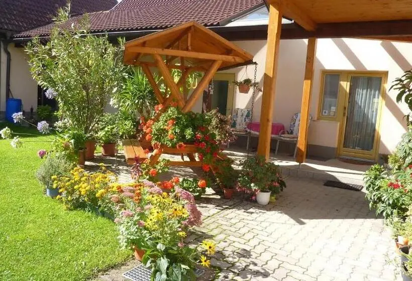 １ベッドルームアパートメント, Gertis Blumenhof Privatzimmer, Ferienwohnung