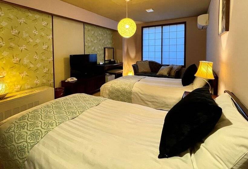 חדר סטנדרט, Hakuba Moegi