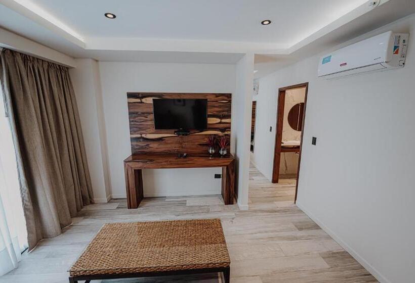 غرفة قياسية مزوَّدة بجاكوزي, La Urumpta Hotel By Aken Mind