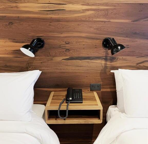 غرفة ديلوكس مزودة بشرفة, La Urumpta Hotel By Aken Mind