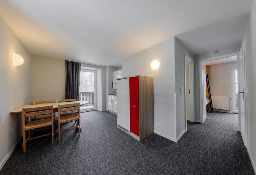 ２ベッドルームアパートメント, Villars Lodge