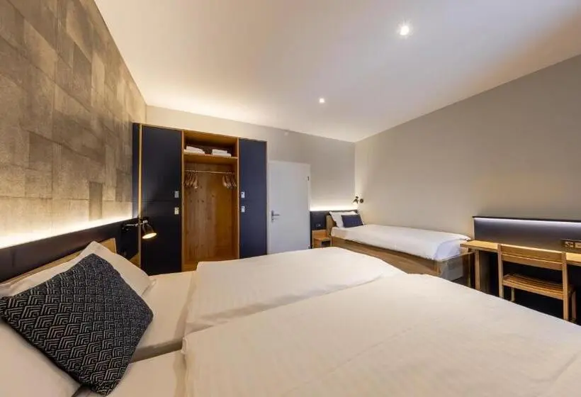 コンフォートトリプルルーム, Villars Lodge