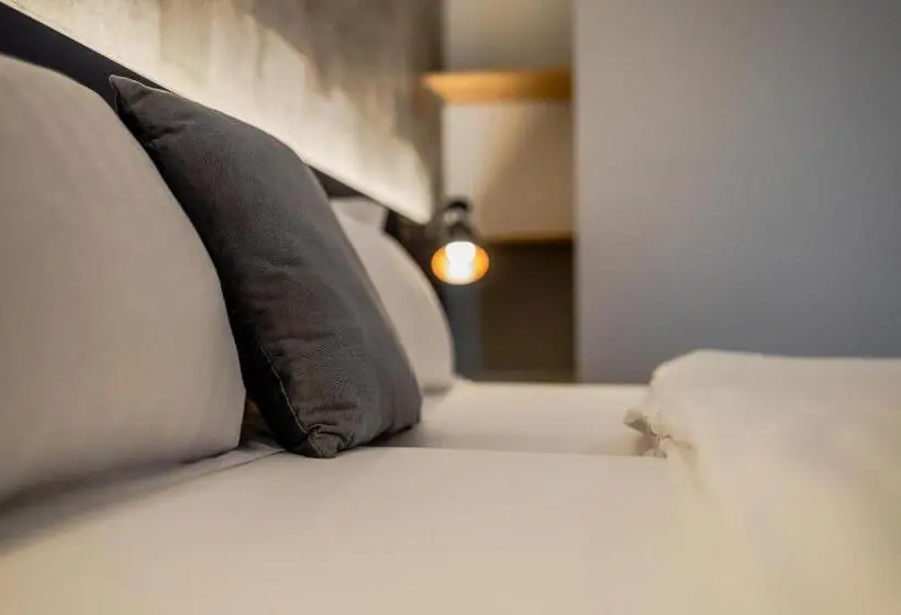 コンフォートトリプルルーム, Villars Lodge