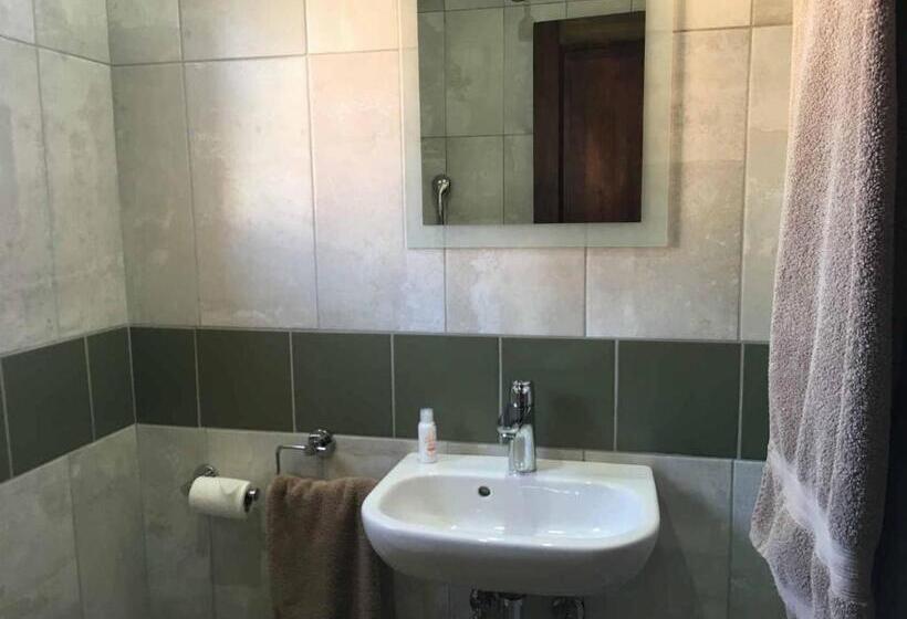 Номер Стандарт, Halleria Self Catering