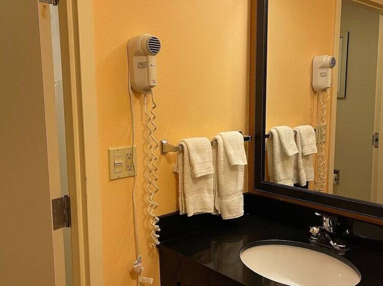 Номер Стандарт 2 Двуспальные Кровати, Baymont By Wyndham Chambersburg