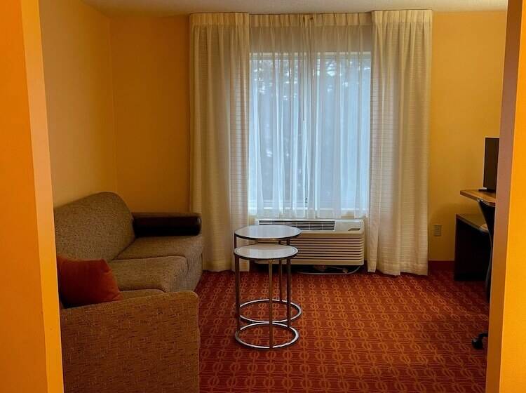 Студия Deluxe, Baymont By Wyndham Chambersburg