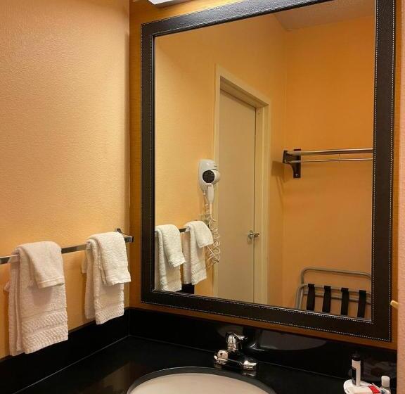 Стандартный Номер Кровать Кинг, Baymont By Wyndham Chambersburg