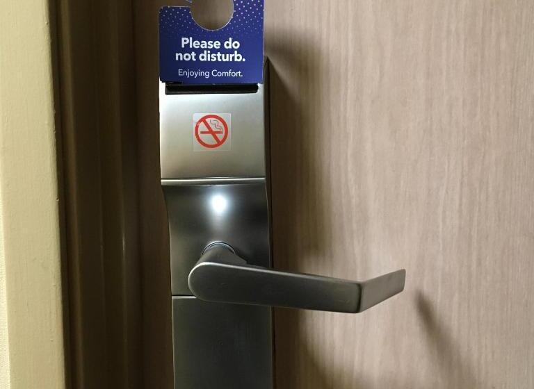 اتاق استاندارد, Comfort Inn & Suites Near Kino Sports Complex