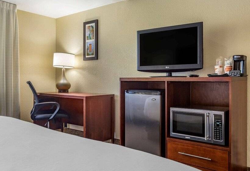 חדר סטנדרט שתי מיטות זוגיות, Comfort Inn & Suites Phoenix North Deer Valley