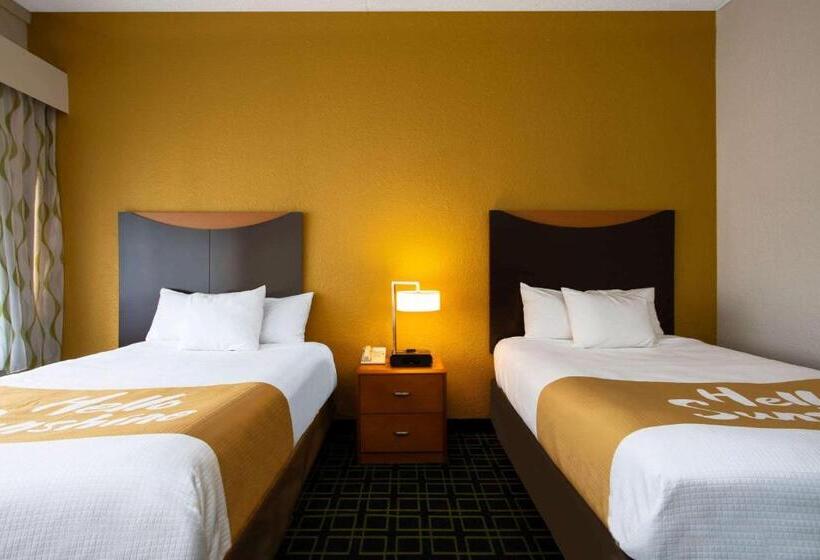 חדר סטנדרט שתי מיטות זוגיות, Days Inn By Wyndham Absecon Atlantic City Area