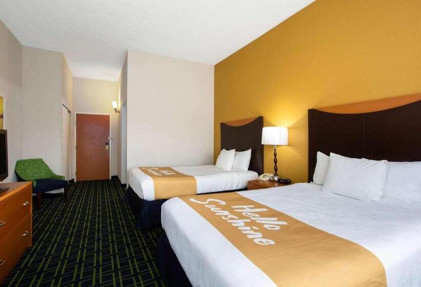 스탠다드 룸 더블 침대 2개, Days Inn By Wyndham Absecon Atlantic City Area