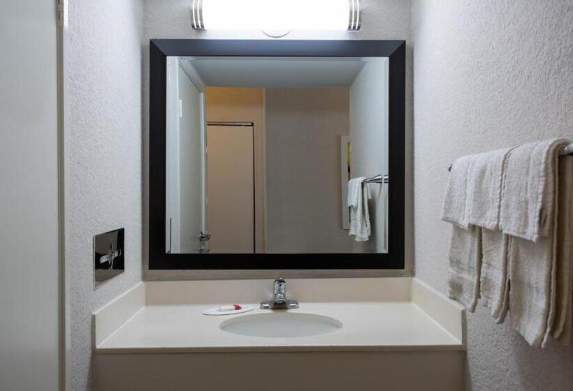 חדר סטנדרט שתי מיטות זוגיות, Days Inn By Wyndham Absecon Atlantic City Area