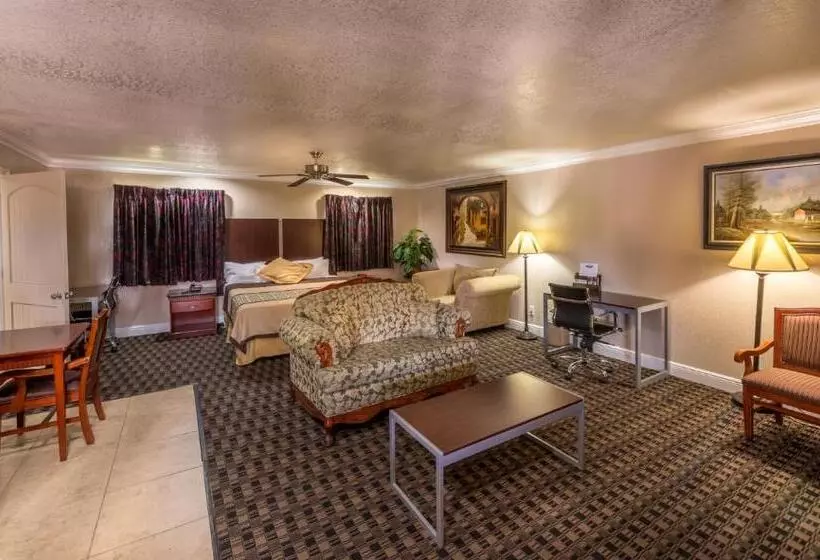 اتاق استاندارد با تخت بزرگ, Edge Water Inn