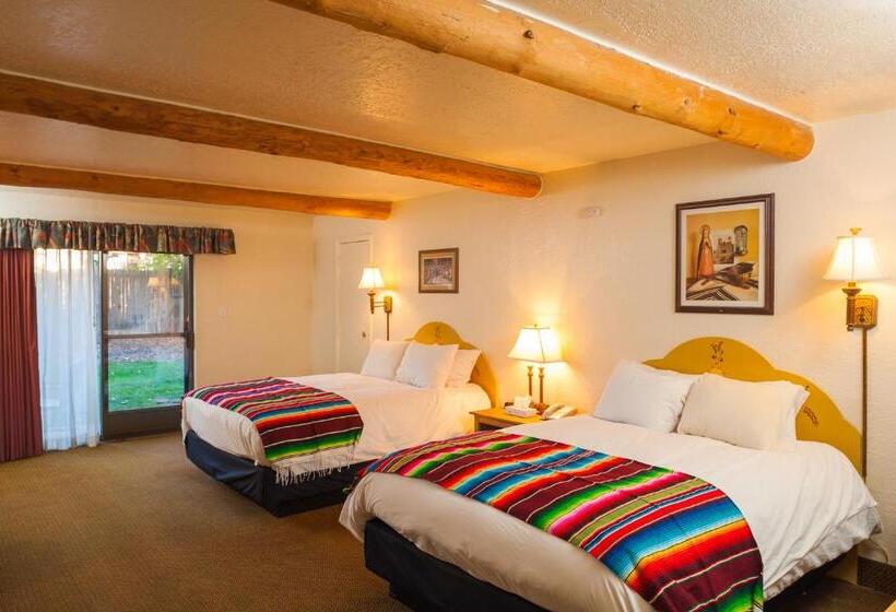 StandaardKamer, El Pueblo Lodge