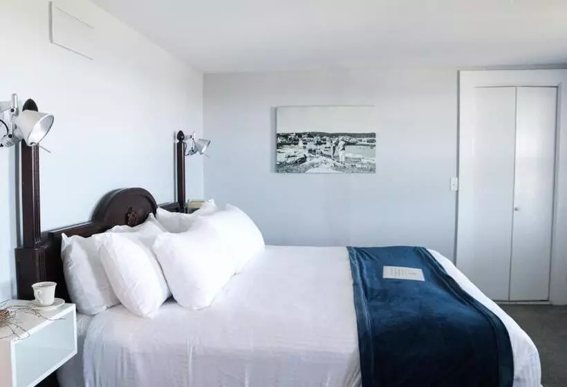 キングサイズベッドのスタンダードルーム, Emerson Inn By The Sea