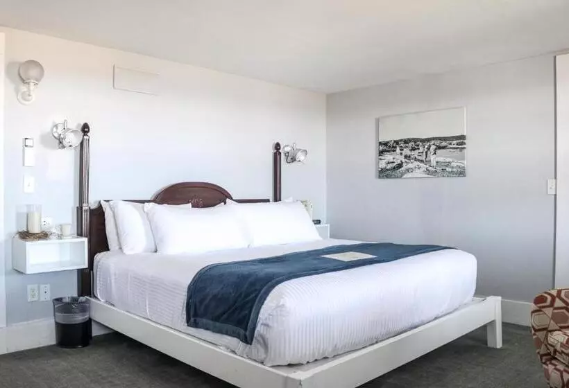 キングサイズベッドのスタンダードルーム, Emerson Inn By The Sea