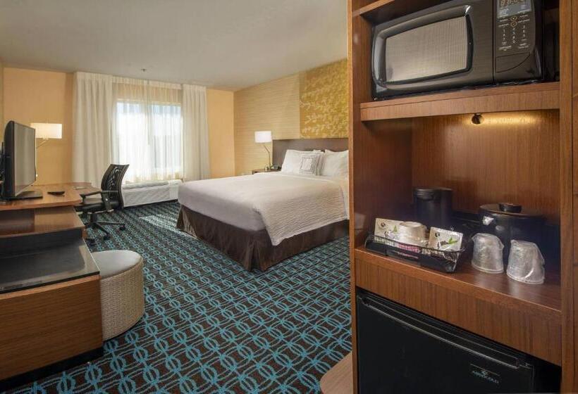 חדר סטנדרט עם מיטת קינג, Fairfield Inn & Suites Dulles Airport