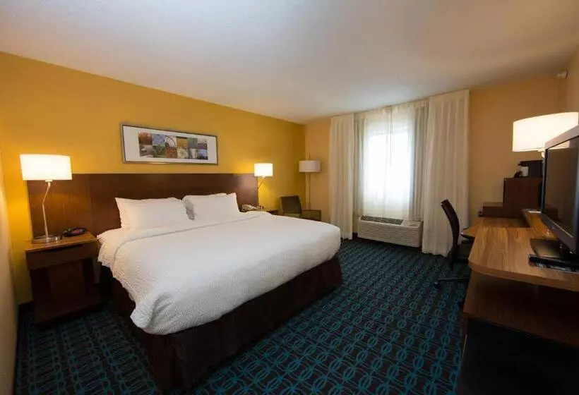 Standard-huone King-vuode, Fairfield Inn & Suites Burlington