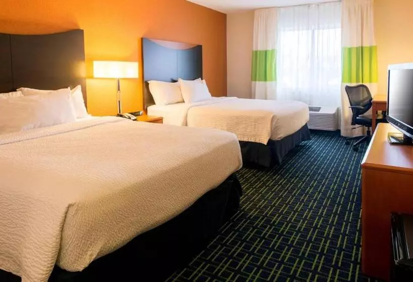 スタンダードルーム, Fairfield Inn & Suites Canton
