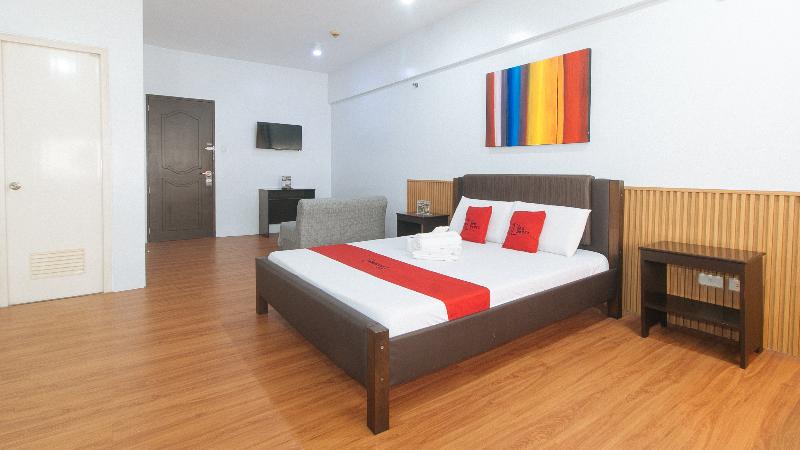 Номер Deluxe, Reddoorz At Bp International Powerhouse Inc Near Sm Manila