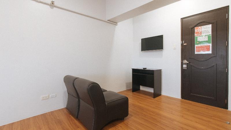 Номер Стандарт, Reddoorz At Bp International Powerhouse Inc Near Sm Manila