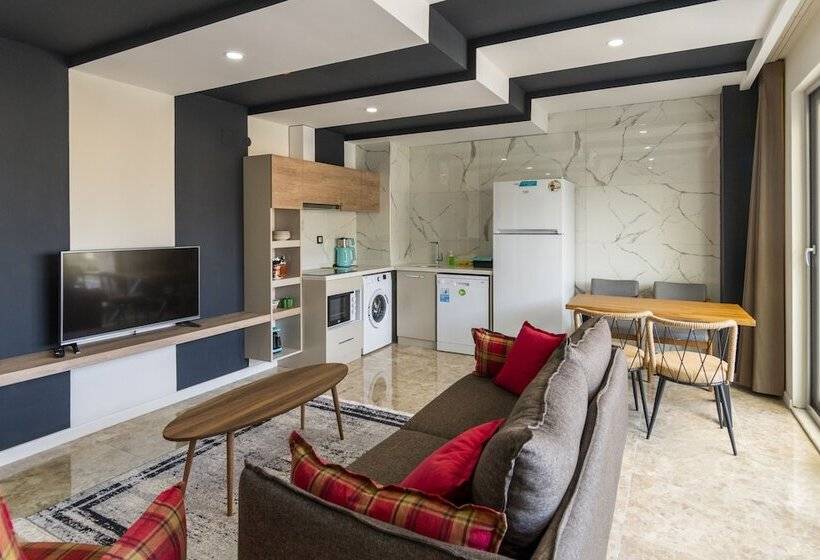 带两个卧室的顶楼公寓, Fortunella Suites & Villas