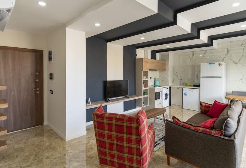 带两个卧室的顶楼公寓, Fortunella Suites & Villas