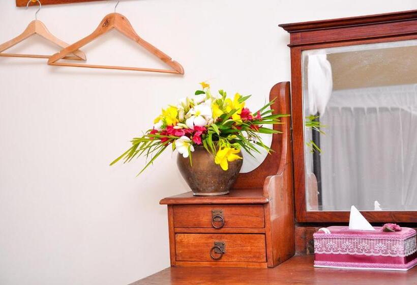 带阳台的豪华间, Forodhani Park