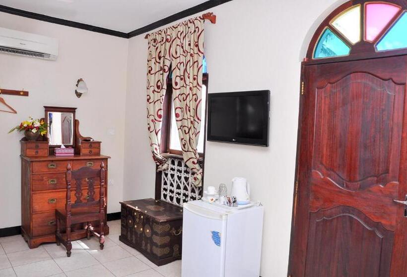 带阳台的豪华间, Forodhani Park