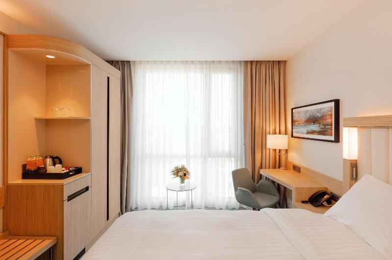 חדר סטנדרט, Apa Hotel Shin Osaka Eki Tower