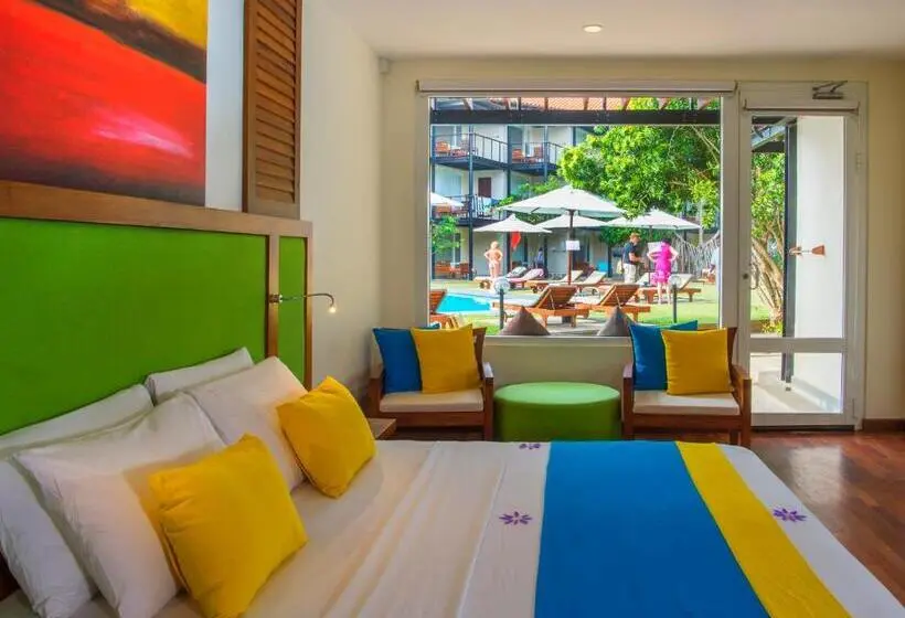 اتاق سوپریور, Mermaid Hotel & Club
