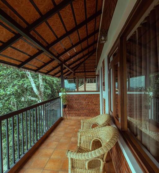 חדר סטנדרט נוף לאגם, Mount Xanadu Resorts