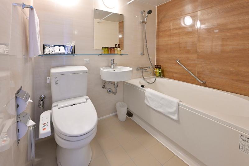 Номер Стандарт, Oriental Suites Airport Osaka Rinku