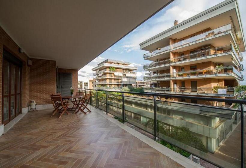 Apartamento 1 Dormitório com Sacada, Domus Bb   Plaza